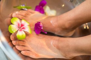 DIY spa foot mask care